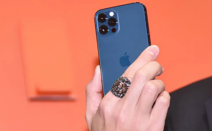 米脂苹果手机维修分享iPhone12系列重启方法教程 