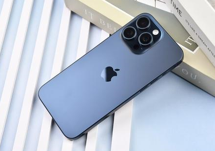 米脂苹果维修点分享iPhone 15 Pro Max屏幕更换全新实操风险 